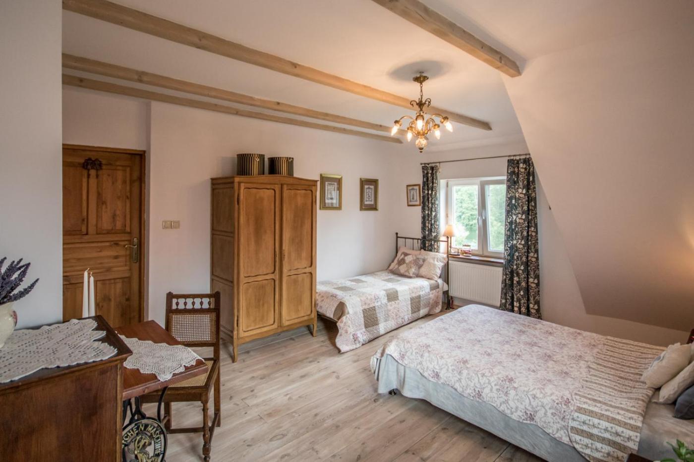 Dom Pod Skrzydlami Bed & Breakfast Gawliki Wielkie Exterior foto