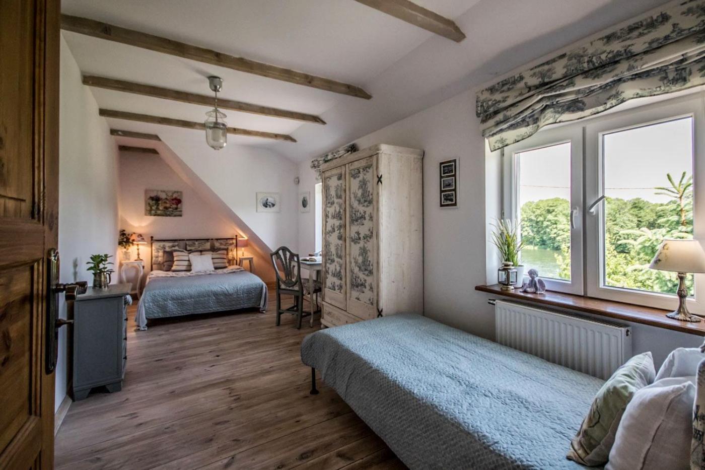 Dom Pod Skrzydlami Bed & Breakfast Gawliki Wielkie Exterior foto